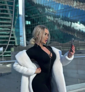 Премиальная спутница Настя