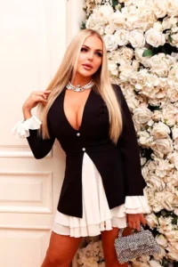 Чувственное эскорт сопровождение Рада