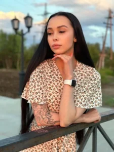 Горячая эскорт-девушка Беатрис