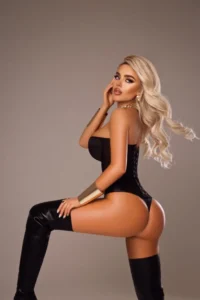 Лучшие эскорт услуги в Москве Изабелла