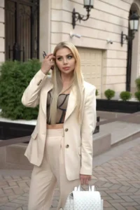 Безупречный эскорт сервис Лидия